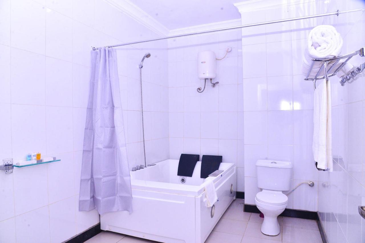Best Western Meloch Hotel Awka Exterior foto
